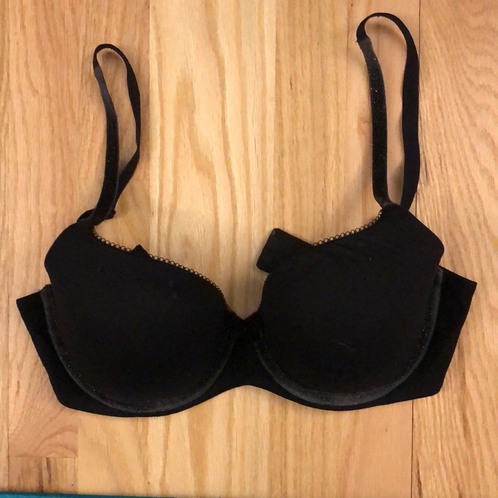 Black 32DDD Victoria’s Secret bra